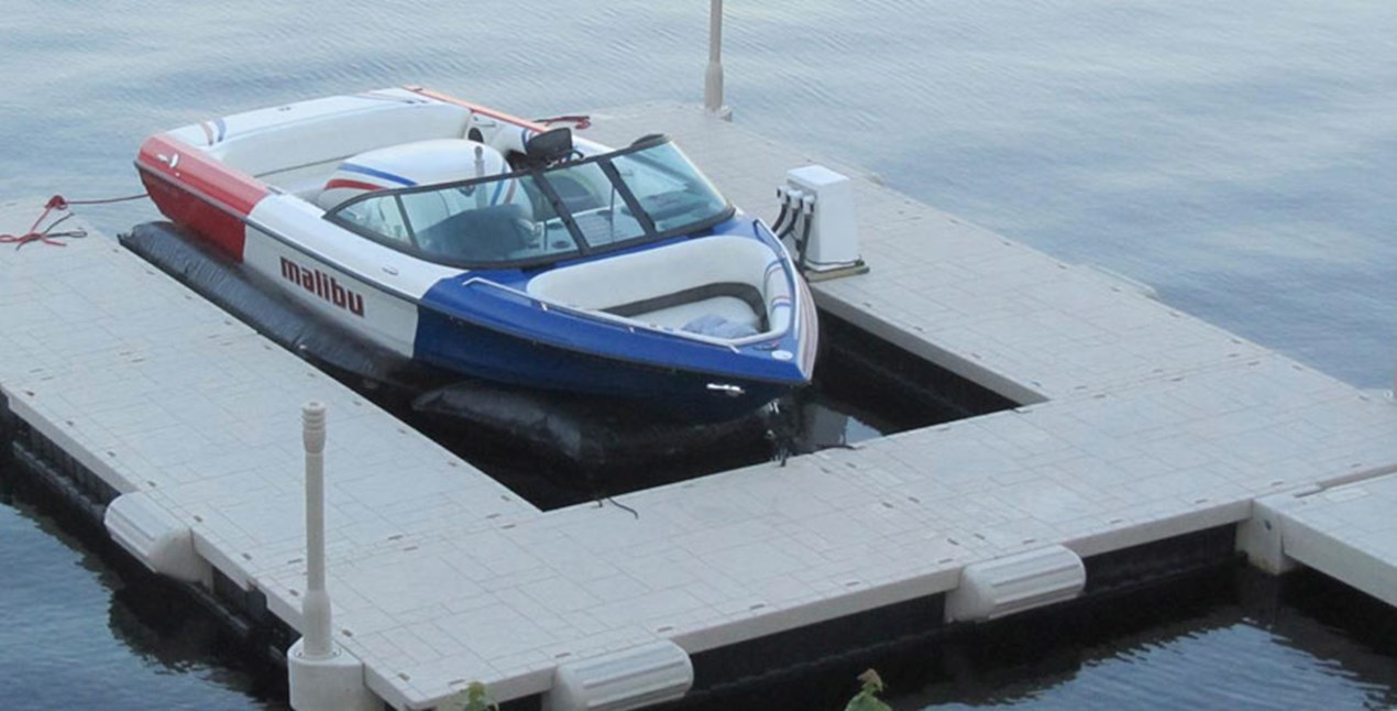 Wave Armor Floating Dock